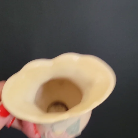 Floral Cream Vase - Picture 7 of 9